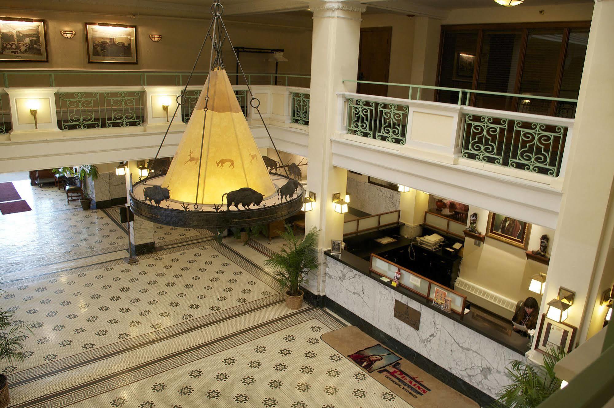 Historic Plains Hotel ไชแอนน์ ภายนอก รูปภาพ