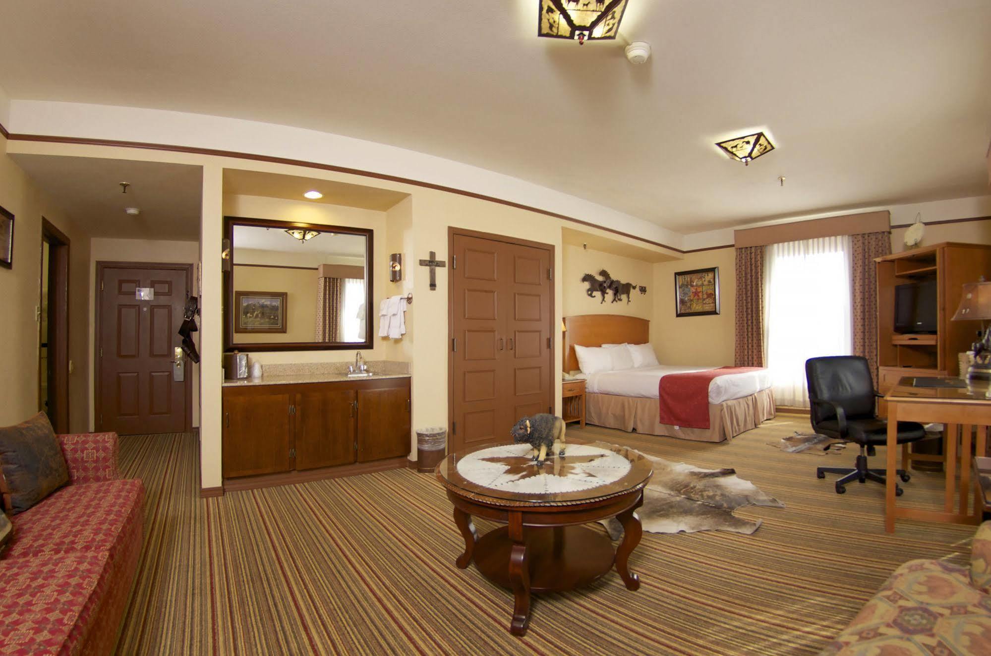 Historic Plains Hotel ไชแอนน์ ภายนอก รูปภาพ